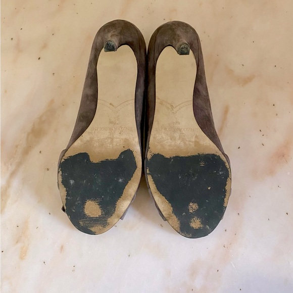Enzo Angiolini Gray Suede Peep Toe 3.5 in. Heels Size 6.5 - Picture 5 of 8